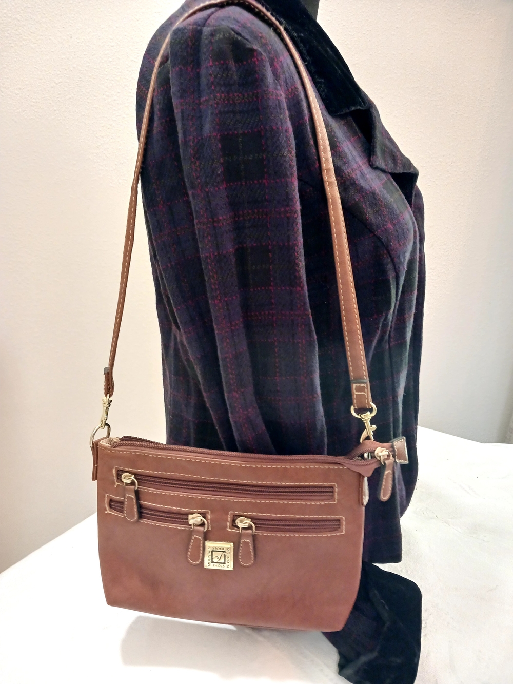 Stone Mountain Accessories Brown Leather Crossbody Bag with Gold Hardware